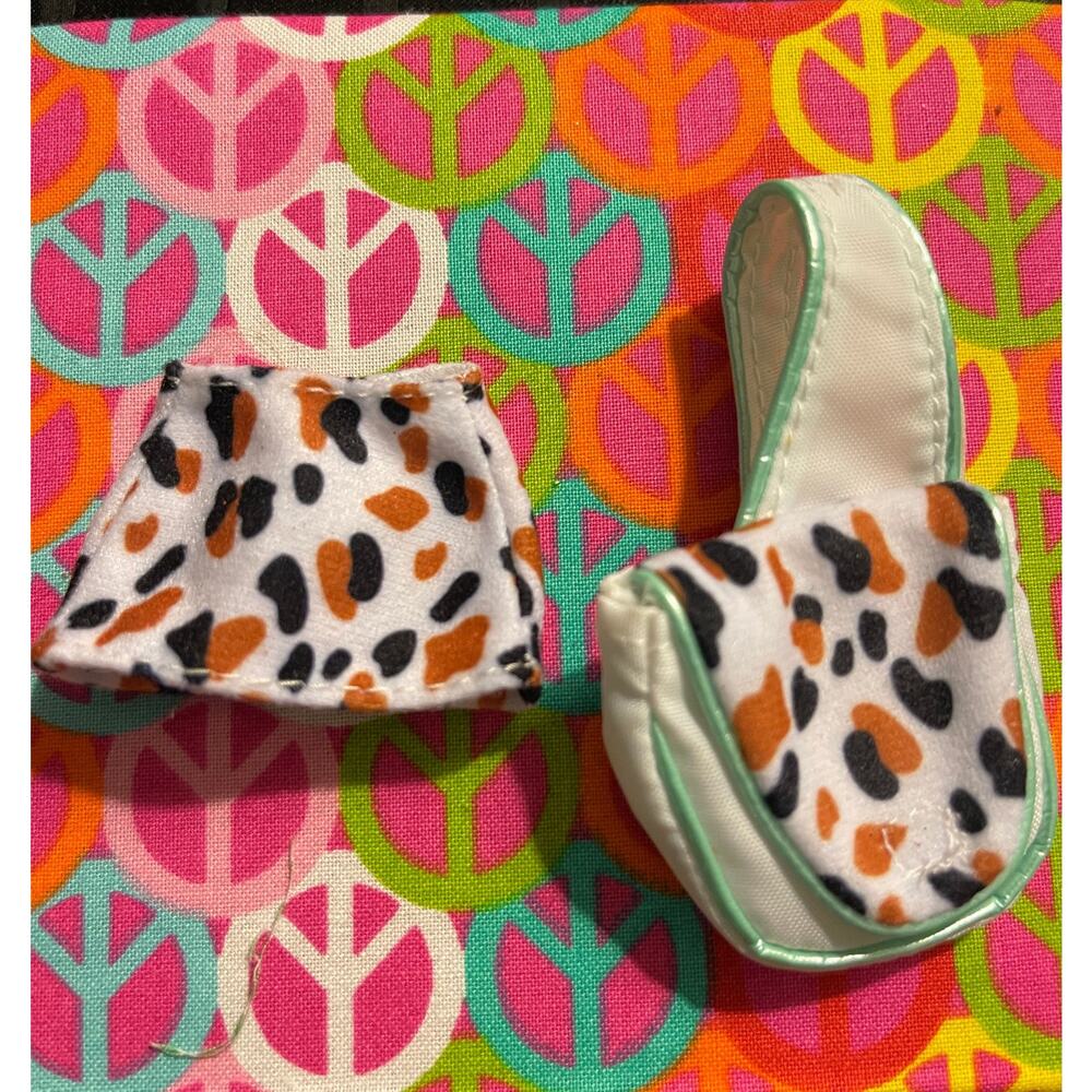 Bratz Cloe First edition skirt and cross body bag Tiny Treasures